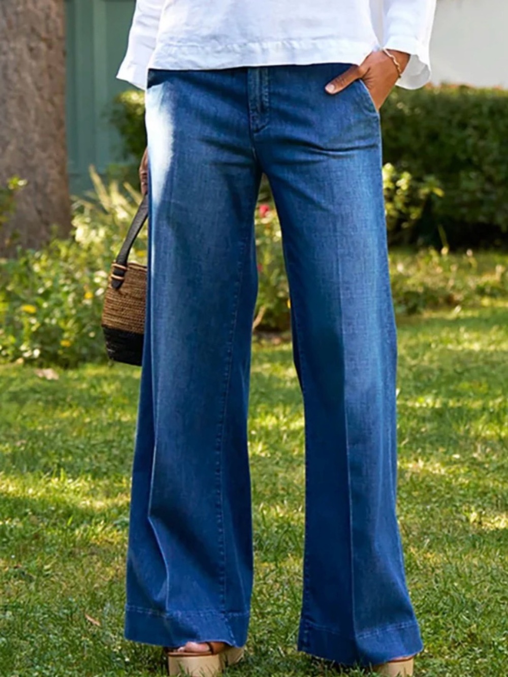 Frank & Eileen Wide-Leg Jeans in Medium Blue Wash